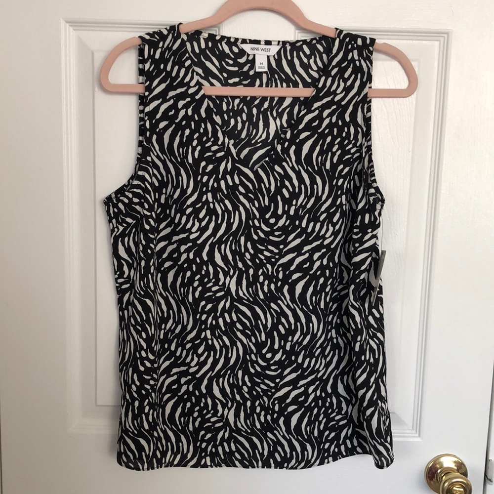 NWT Woven V-Neck Shell Top